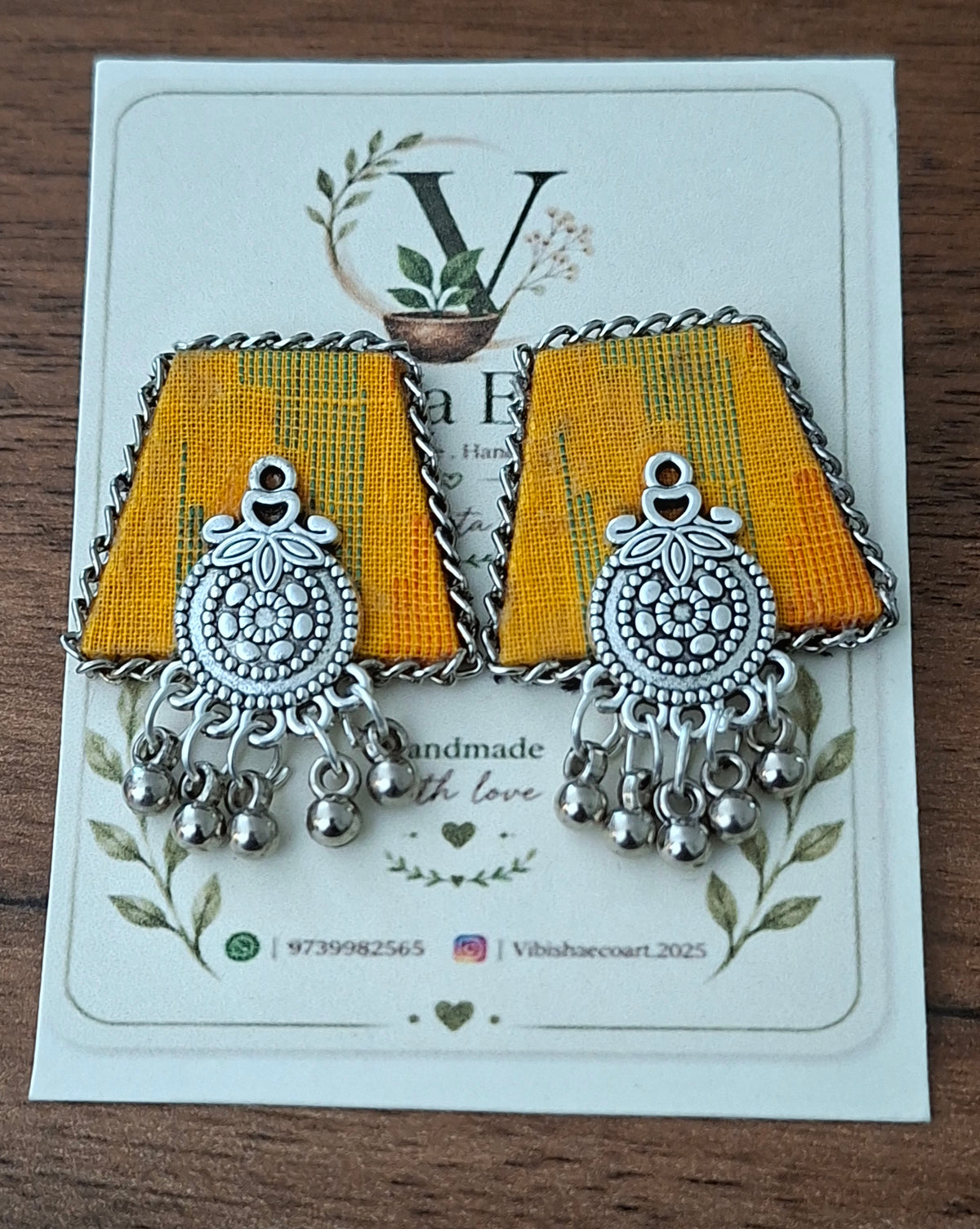Yellow Silver stud