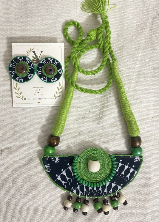 Green boho necklace